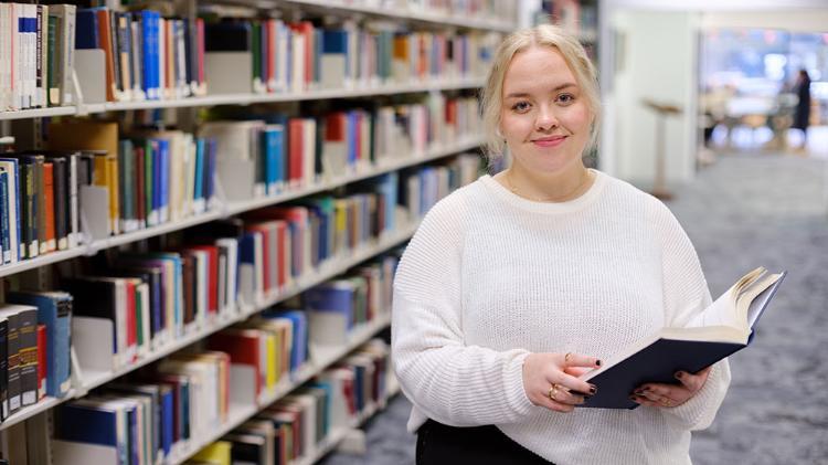 UOW College student Siobhan Heywood